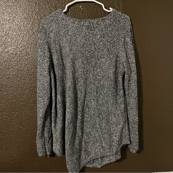 Black & White Knit Long Sleeve Sweater with Lace Up Details on Arm, Size 1X - Picture 5 of 5